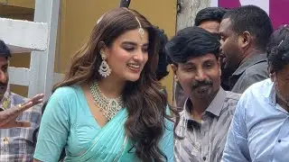 #nidhiagarwal Khammam shopping mall opening #rukminisilks #youtube #viral #public #shortvideo #like 