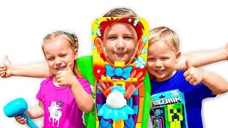 Jugar Pie Face Sky High Juego | Alex y Gaby juegan al desaf&iacute;o de la caja misteriosa para ni&ntilde;os