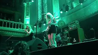 001 Lambrini Girls - Bad Apple - Paradiso Grote Zaal Amsterdam 9 December 2025