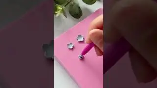 I'm obsessed with these tiny book earrings!😍