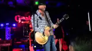 Buzzy and Trish playing at The Gaslamp