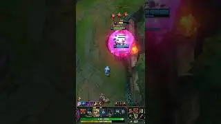 Элиза делает быстрый выстрел в упор против Сиона! 💀 #leagueoflegends #gnar #gnarclips #shorts