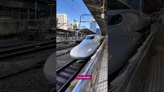 Why Bullet Trains in Japan Have Long Noses? Amazing Engineering Story #youtubeshorts #trending