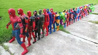 AVENGERS SUPERHERO STORY, SPIDERMAN, HULK, IRONMAN, CAPTAIN AMERICA, IRONPATRIOT, THOR, CYBORG #304