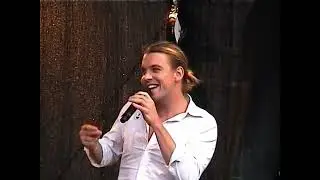 M&aacute;t&eacute; Kamar&aacute;s & Lukas Perman - Die Schatten werden l&auml;nger (Sicherheitsfest soiree performance)