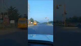 St. Xavier's School Bus Jumping Red Light on the International Airport Road in Mohali 😡