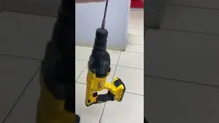 Аккумуляторный перфоратор DeWALT