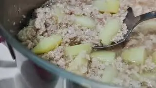 Pork giniling with potatoes for my dogs cheat day #doggybestfriend #housepets #accelthedog 