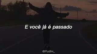 Avril Lavigne - Falling Into History (tradução/legendado)