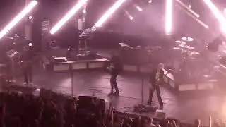 Queens Of The Stone Age - Little Sister at le Th&eacute;&acirc;tre antique de Fourviere, Lyon , 04/07/2023