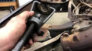 Snap On pitman arm Puller CJ119B