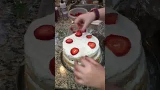 Delicious Angel Food Cake Recipe! #cakedecorating #cakeart