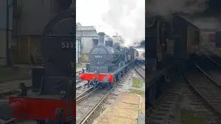 Listen to this Little Loco Power into Bury #train #railway #suort