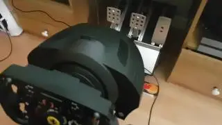 FORMULA ONE DRIVING SIMULATOR THRUSTMASTER. Playseat
