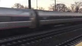 Amtrak 97 w/ Viewliner II Baggage Cars