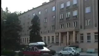 Gdynia, rok 1993 (VHS) - Dom Marynarza, zejście na Bulwar Nadmorski