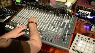 Vintage Riddim Series - Hot Milk