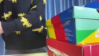 Many SB Dunk Unboxing vedio from lookick.com