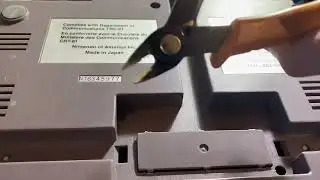 How to plug and use the audio expansion for the NES front loader.
