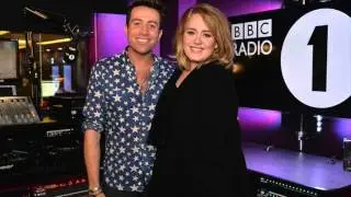 Adele interview - Nick Grimshaw BBC Radio 1 (+ NEW SONG 'Hello')