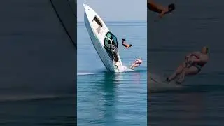 Well&hellip; that escalated quickly#boatflip #waterski #epicfail #funnyvideo #viralreel #aihum