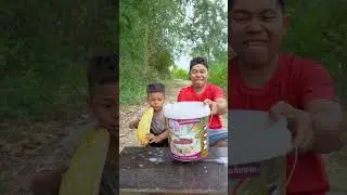 НАВЫКИ ВЫЖИВАНИЯ ПРОСТЫЕ И ПОЛЕЗНЫЕ WOW НОВАЯ ИДЕЯ ОТКРЫТА В лесу #выживание #наприроде #бушкрафт
