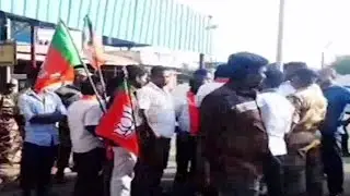 ചിത്രീകരണം തടയാൻ നോക്കി; കുതിച്ചെത്തി ഫാൻസ്: പ്രതിഷേധം പിൻവലിച്ച് ബിജെപി | Chennai Vijay Fans Prote