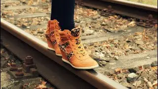 Groove Line (extended mix) Heatwave.  Video by Jeannie Mitchell Myers. ENJOY!