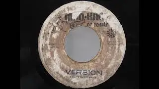 Samaritans - Searching and Roots Radics Version (ReggaeWise)