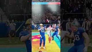 Huh??? Lol Aaron Rodgers celebration