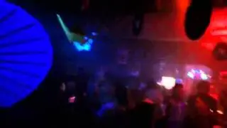 Lex Luca previews new track at La Divina!