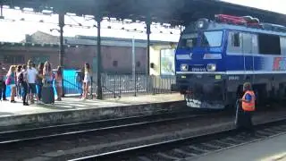 Moja pierwsza nagrana EPoka:)EP09-015 wjeżdża na stację Poznań Gł&oacute;wny