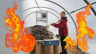 Heating the Greenhouse Up With Mulch and Manure