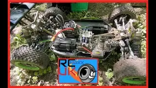 LOSI 5B 8s BRUSHLESS flying like a 1/8 race buggy!
