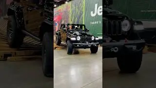 Jeep Rubicon Takes on the Stairs Detroit Auto Show 2026 Adventure!