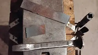 Testing the railroad spike hot chisel #ytpc #blacksmith #anvil #forging 