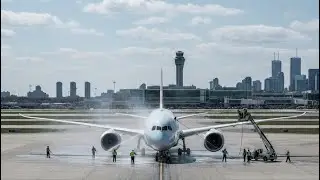 Behind the scenes before a flight takes off