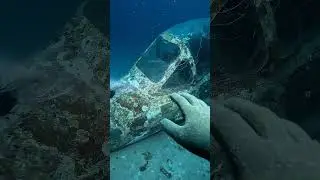 Cockpit Exploration Gone Wrong Underwater #scary #shorts