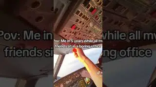 me in 5 years from now 😌😌 #futurepilot #aviation #lifeisbutadream #landing #planebae