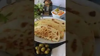Cheese Manakish #manakeesh #cheesemanayish #middleeasterncuisine