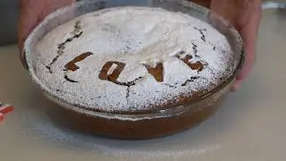 FANOUROPITA ORANGE CAKE WITH NUTS, RAISINS AND SULTANAS