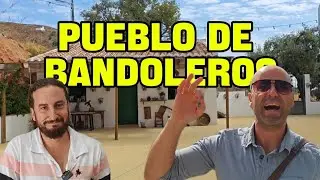 Visit&eacute; el pueblo bandolero de El Borge y me sorprendi&oacute; por su pureza, ver hasta el final...