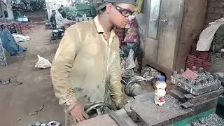 Lathe machine 👨&zwj;🔧#engineering #machine #tools #work #jobs