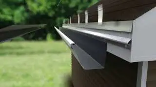 Leaflock Installation under first Row of Roof - Animation