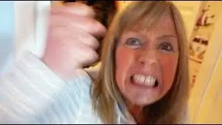 WillNE V Morgz Mum Live Subcount