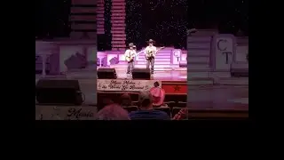 The Auctioneer&nbsp;/ Buckaroo&nbsp;- Aaron Stutzman Family / Wesley & Walker #countrytonight #pigeonforge