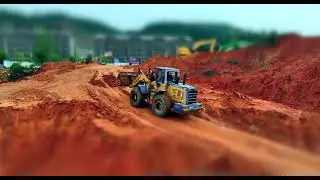 Construction game: crawler excavator