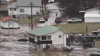 Answering questions about flood insurance