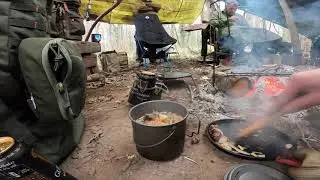 Winter Bushcraft Camp.Tarp Camping. Bushcraft. Campfire Cooking. Bushcraft Skills. Descattys.
