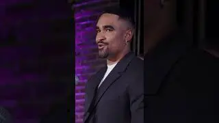 Jalen Hurts accepts The Philadelphia Citizen's Citizen of the Year Award